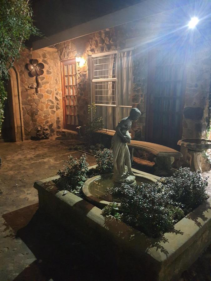Gemsbok Cottage Витлеем Екстериор снимка